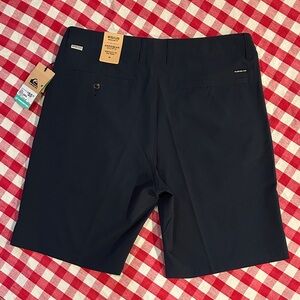 Quiksilver Men's Navy Amphibian Shorts